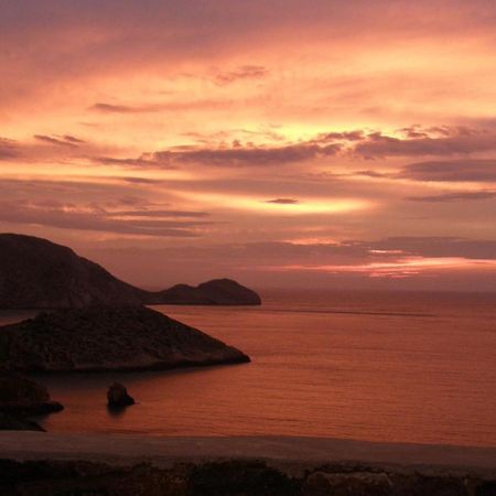 Villa C & C _ Cycladic House With Endless Sea View Ermoupoli Esterno foto