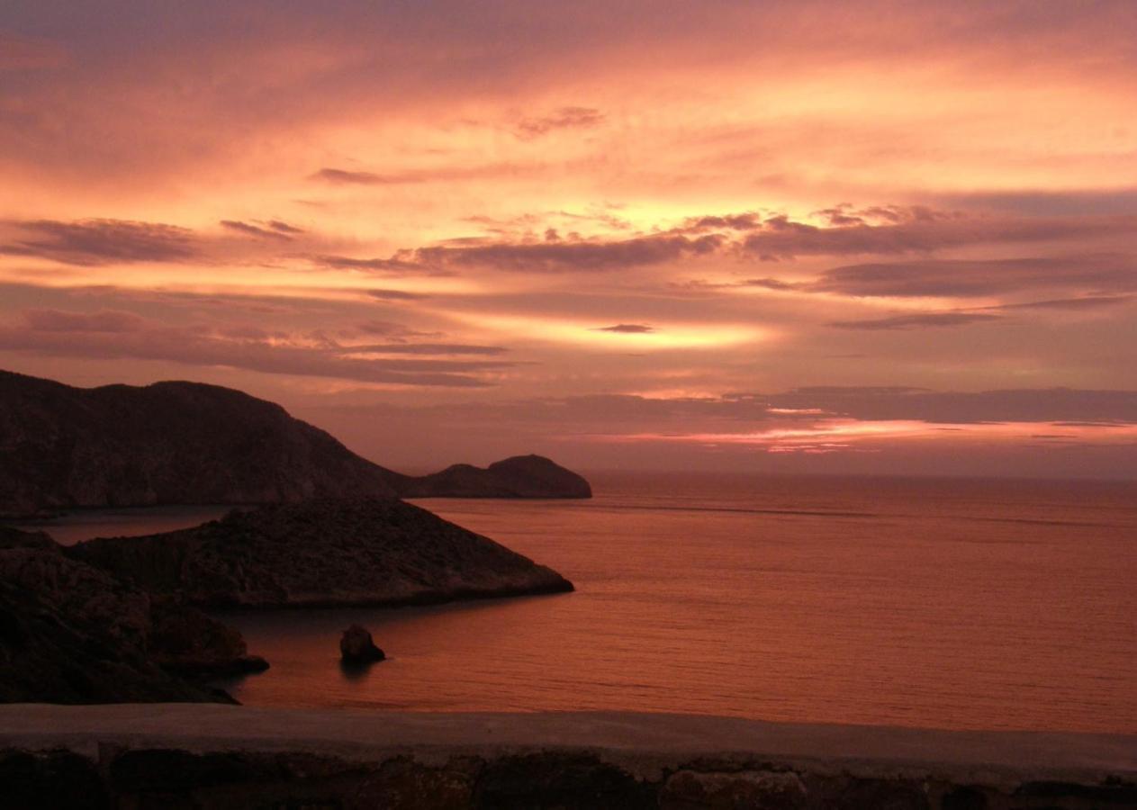 Villa C & C _ Cycladic House With Endless Sea View Ermoupoli Esterno foto
