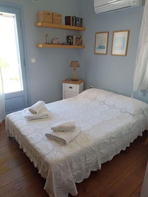 Villa C & C _ Cycladic House With Endless Sea View Ermoupoli Esterno foto